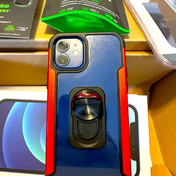 iPhone 12 blue @ accessories - Picture 6 of 15